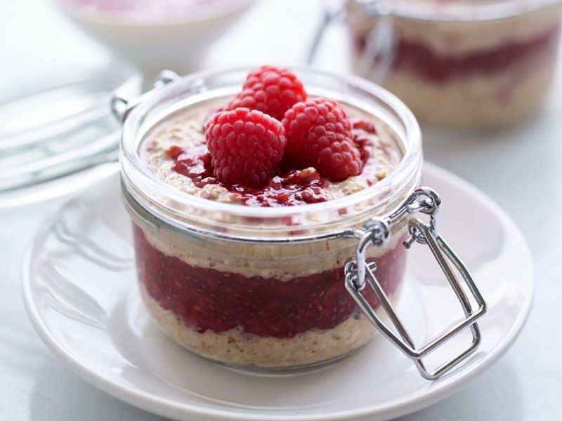 How To Make Overnight Oats With Raspberry Chia Jam