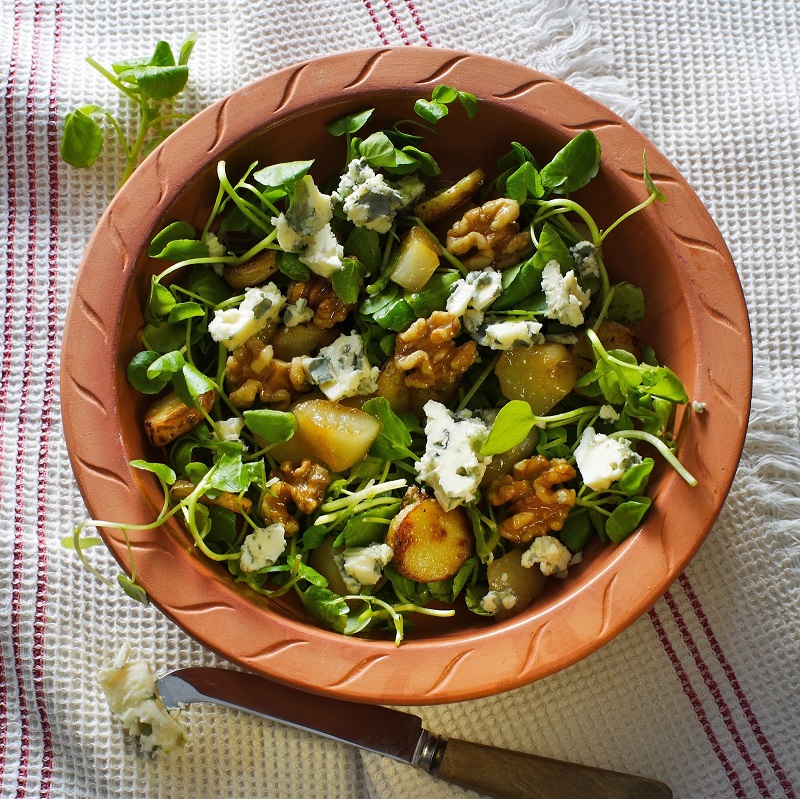 Pear, Walnut And Gorgonzola Salad To Try Out Pear, Walnut And Gorgonzola Salad To Try Out