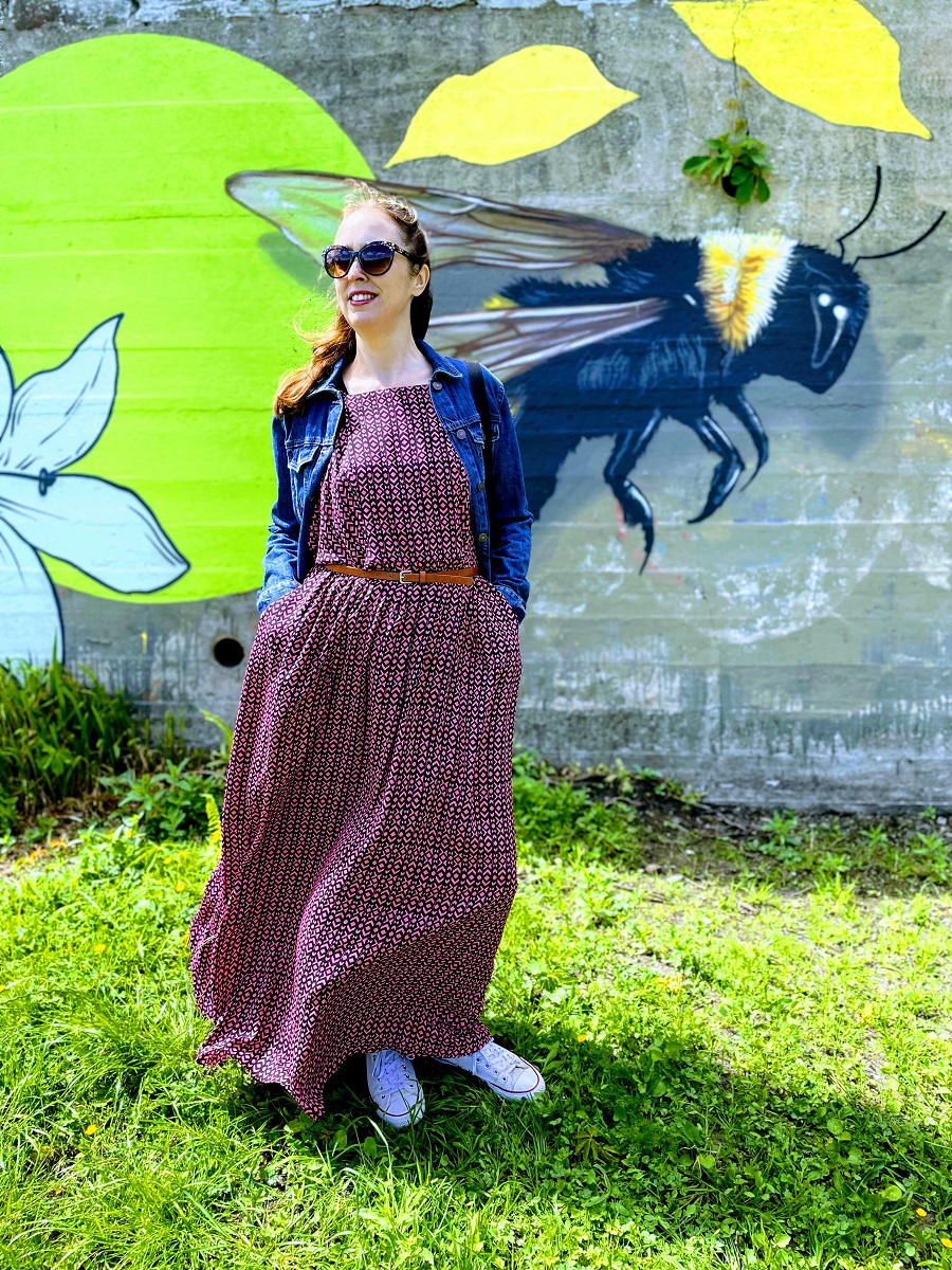 The Flower Doesn't Dream Of The Bee. The Flower Blossoms And The Bee Comes The Flower Doesn't Dream Of The Bee. The Flower Blossoms And The Bee Comes