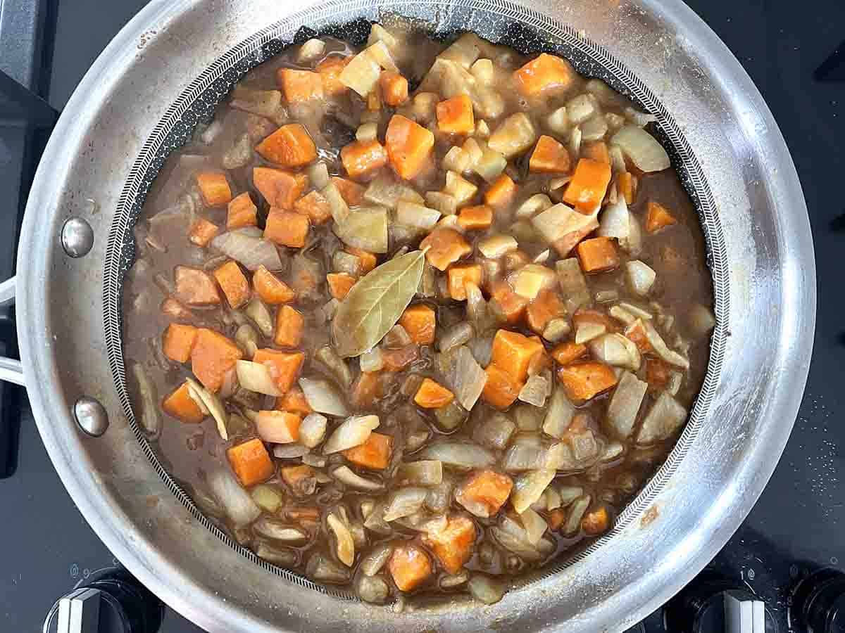 stock added to pan.