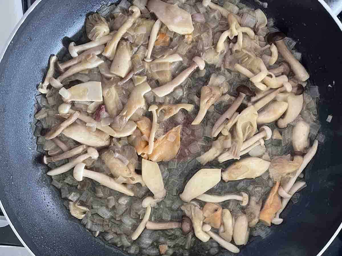 stock added to mushrooms.