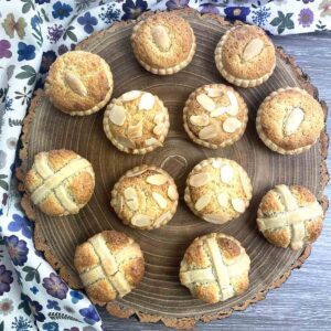 congress tarts on a round platter.