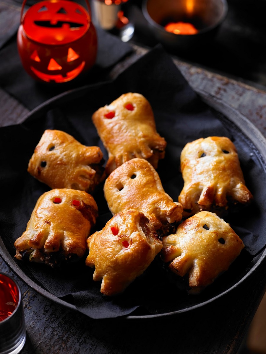 Spooky Sausage Rolls: Great For Halloween.