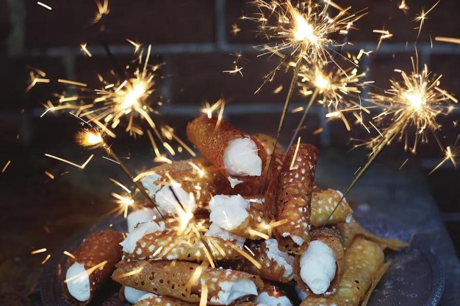 Bonfire Night Orange Cream Brandy Snaps 