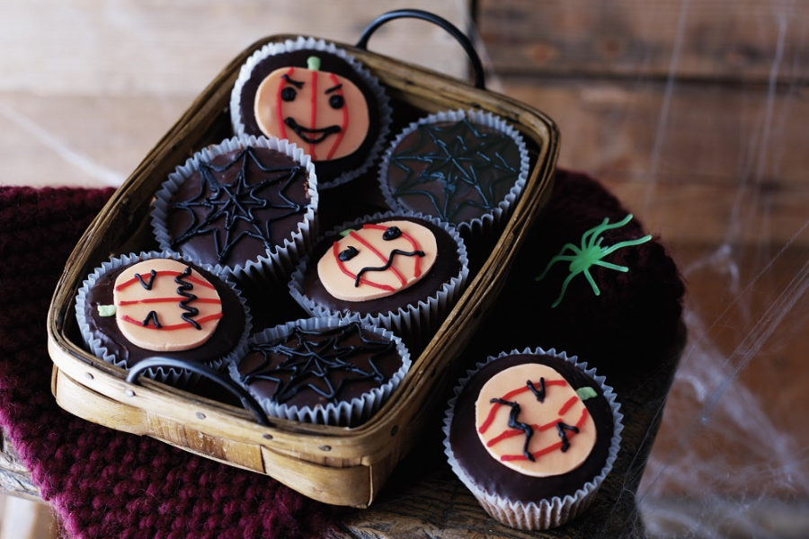 Halloween Cupcakes With Chocolate Fudge Icing.