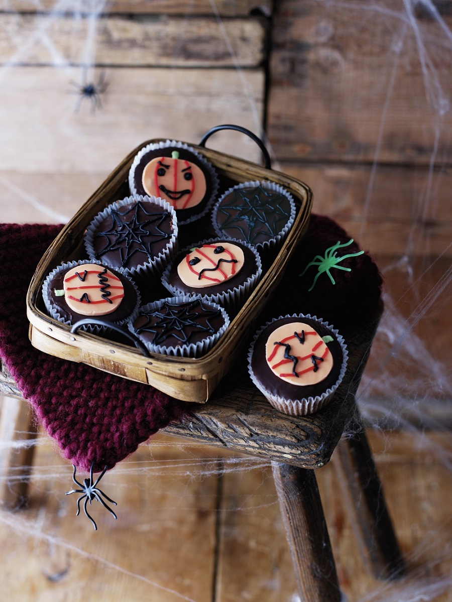 Halloween Cupcakes With Chocolate Fudge Icing.