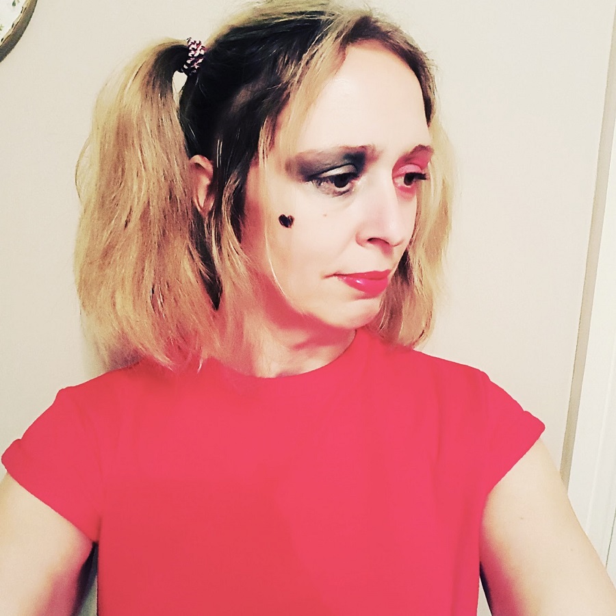 Harley Quinn Halloween DIY Outfit Of The Day Harley Quinn Halloween DIY Outfit Of The Day.