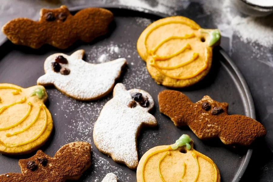 Homemade Halloween Biscuits