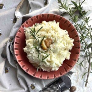 rosemary garlic mashed potatoes in a bowl.
