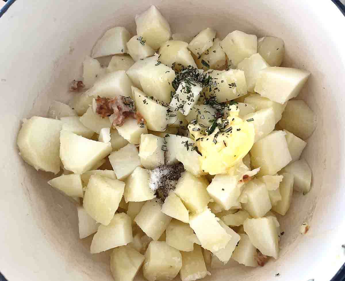 potatoes with garlic added.