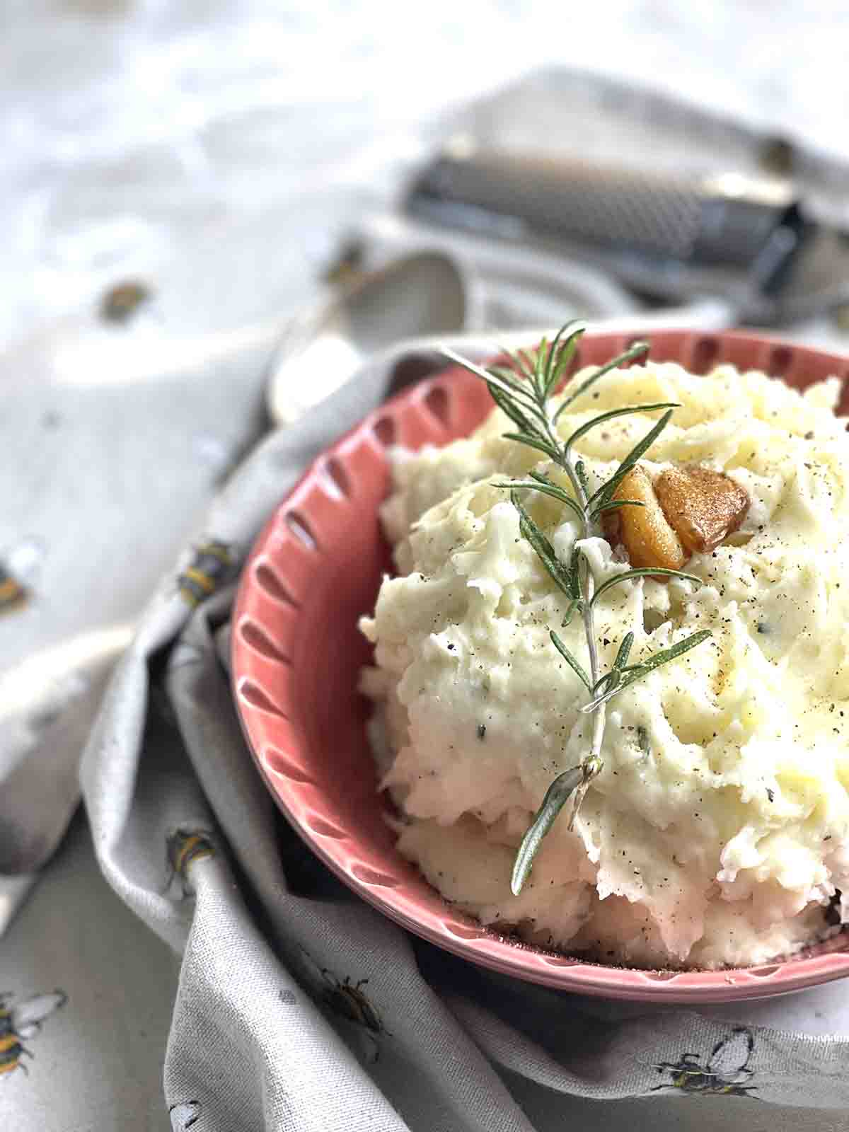 garlic mashed potatoes.