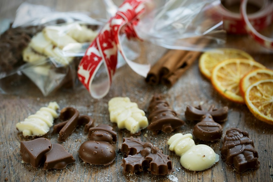 Christmas Chocolate Granola Gifts Ideas: Homemade Treat Idea. Christmas Chocolate Granola Gifts Ideas: Homemade Treat Idea.