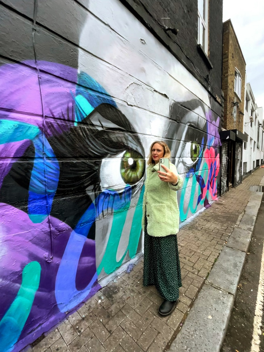 Can You Wear A Teddy Coat With A Skirt? Over 50 fashion