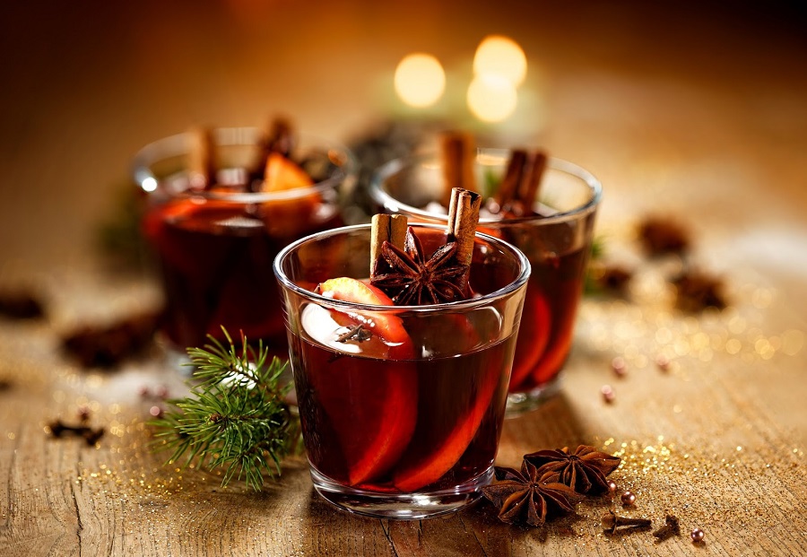 Holiday Mulled Cranberry Juice: Great For Christmas. 