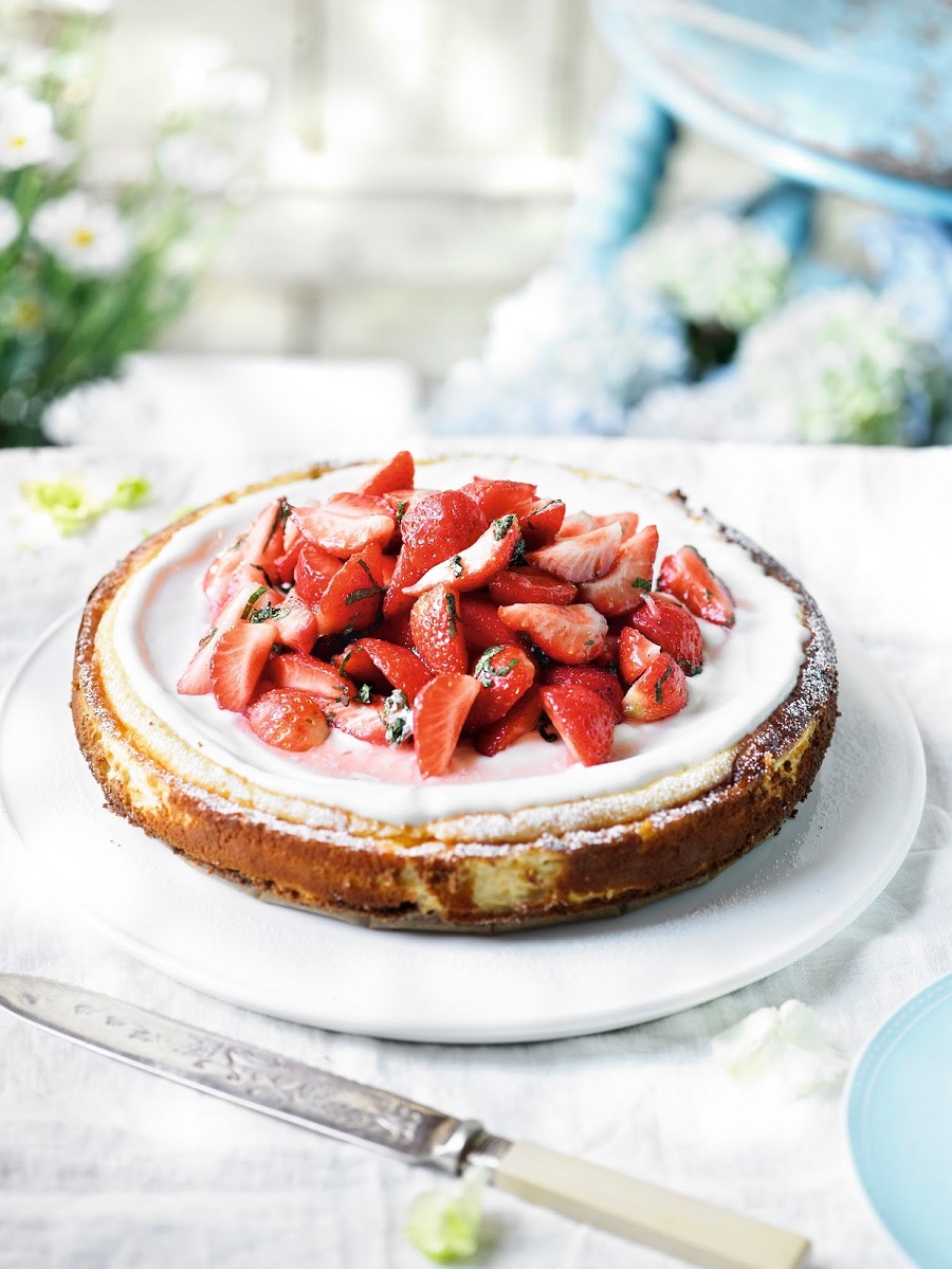 33 Cheesecake Recipes For Afternoon Tea Fresh Strawberry And Vanilla New York Style Cheesecake.