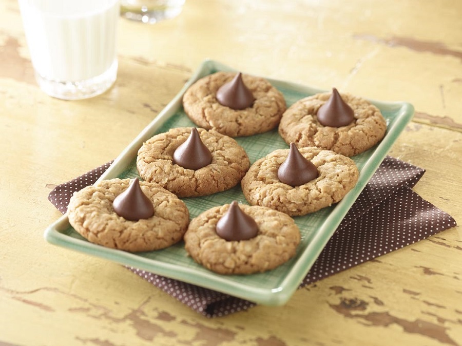 SKIPPY® Chocolate Drop Peanut Butter Cookies: