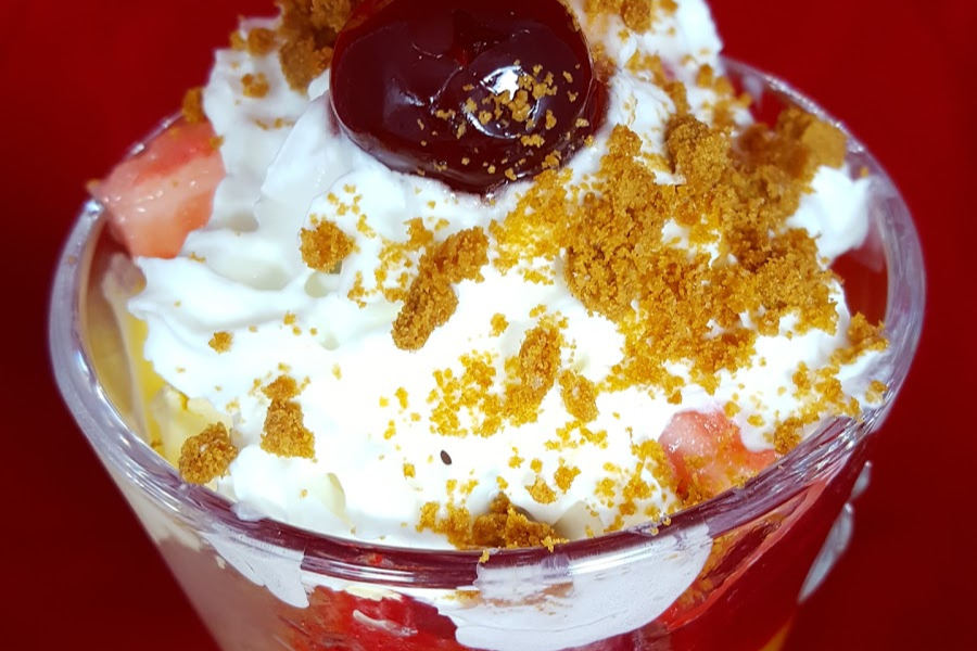 Basic Ingredients for a Knickerbocker Glory