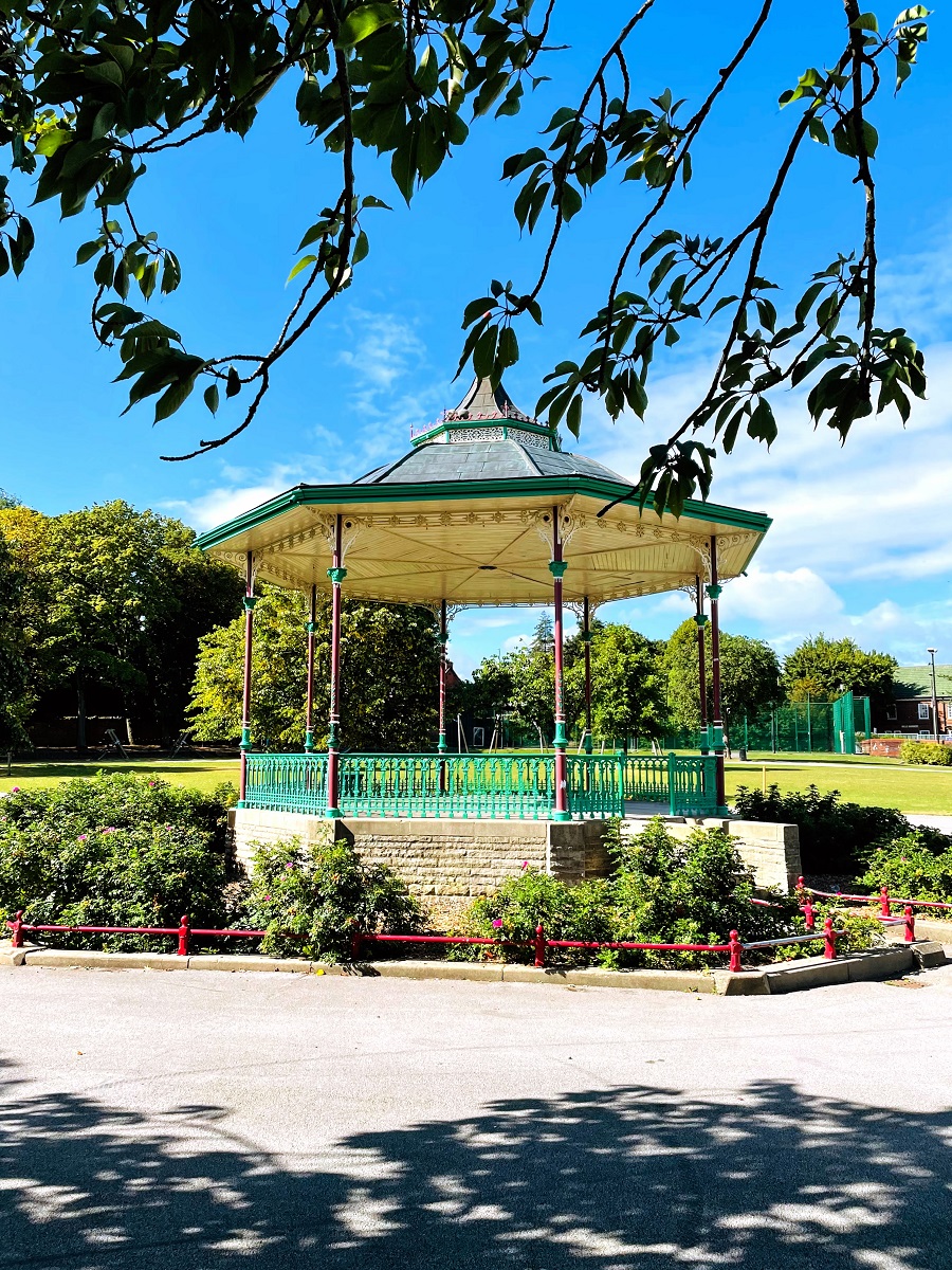 Queen's Park Chesterfield Discover The Beauty Of Queen's Park Chesterfield