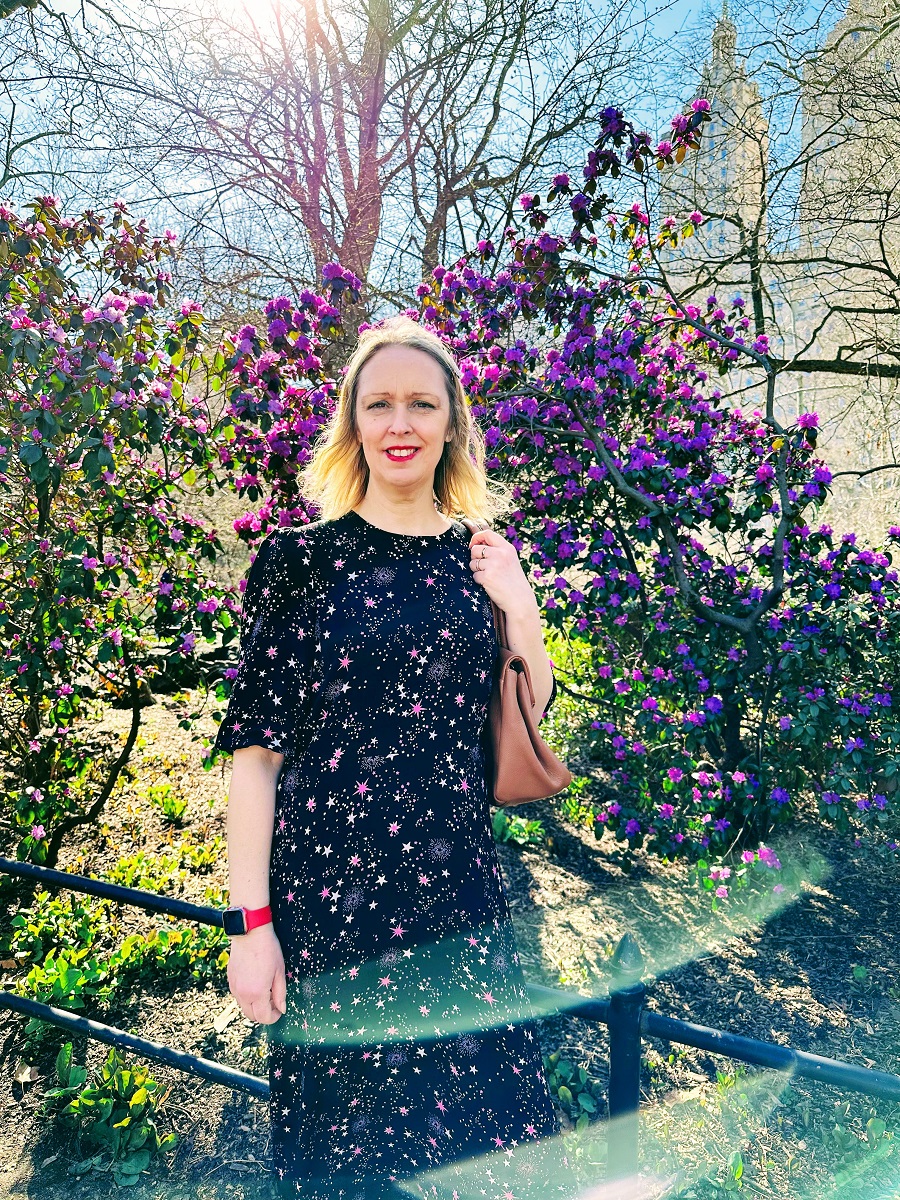 How To Shine In Your Black Star Dress