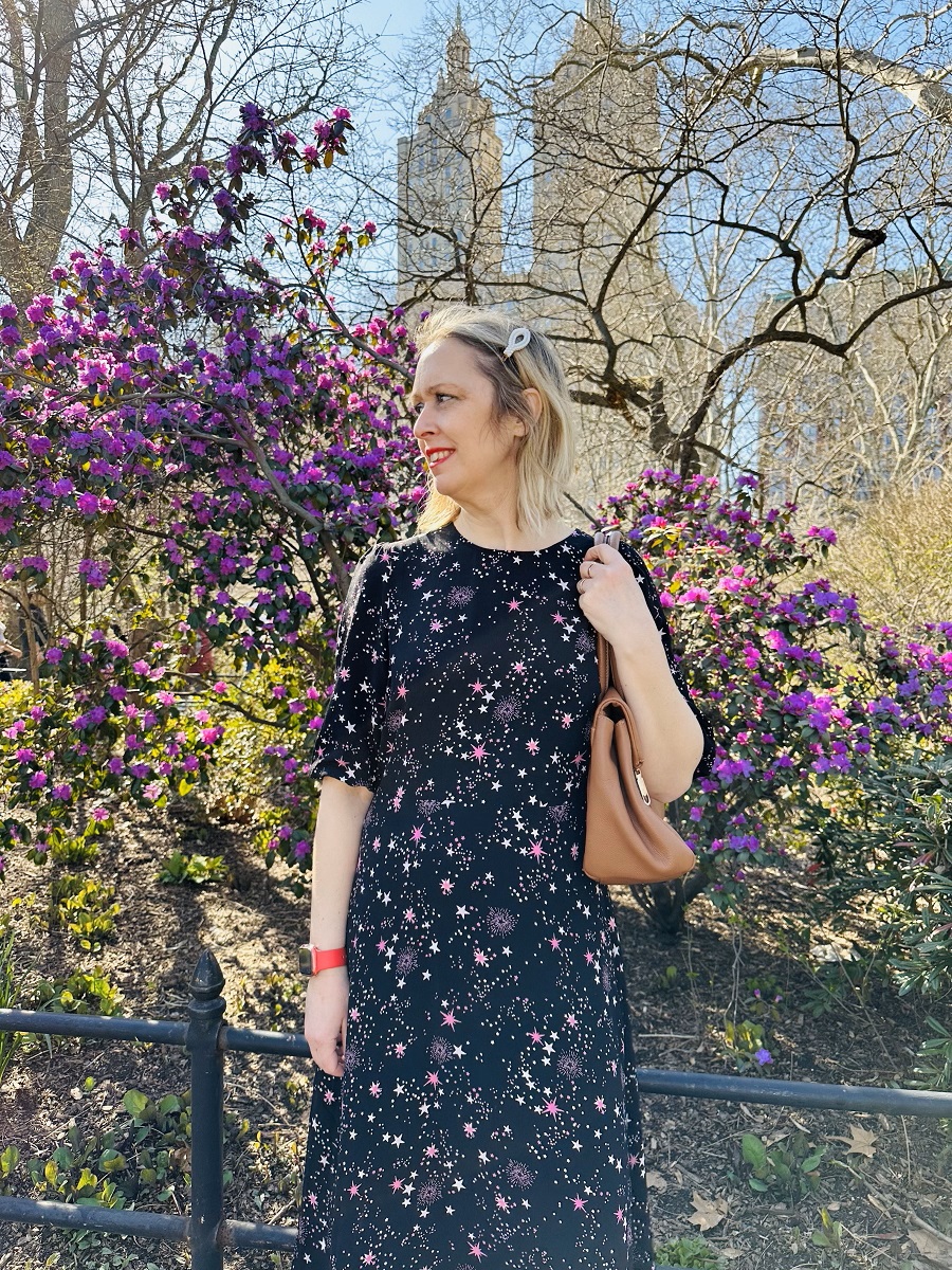 How To Shine In Your Black Star Dress