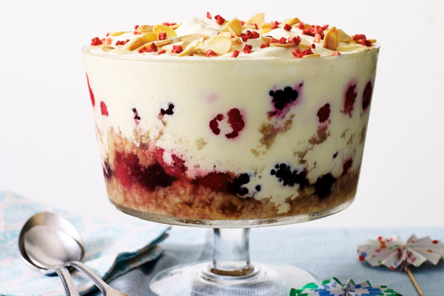 How To Make A British Berry Trifle