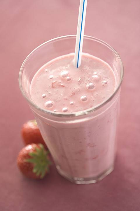 Linwoods Beauty Boosting Strawberry Smoothie