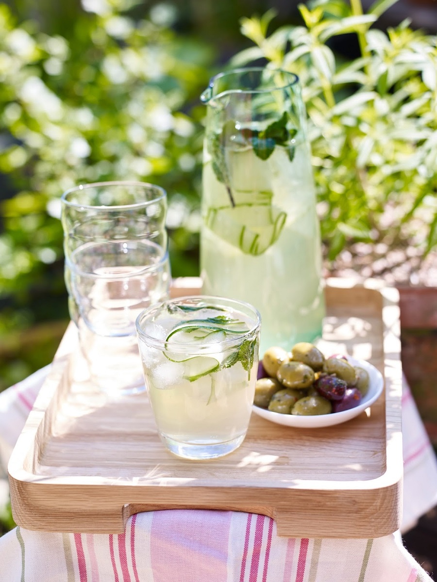 4 Summer Sparkling Elderflower Drinks
