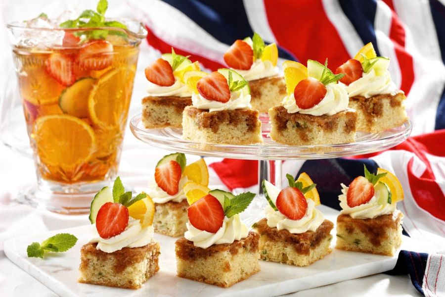 Pimms Cake Recipe | Pimms Tray Bake Cake