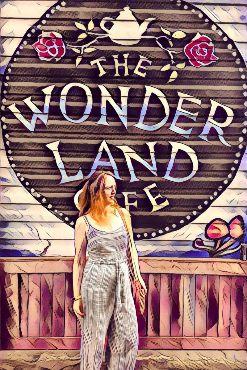 Alice In Wonderland: The Wonderland Cafe