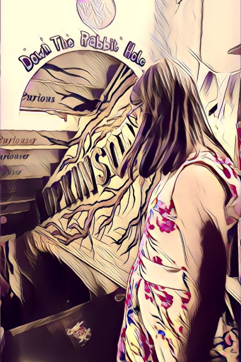 Alice In Wonderland: The Wonderland Cafe