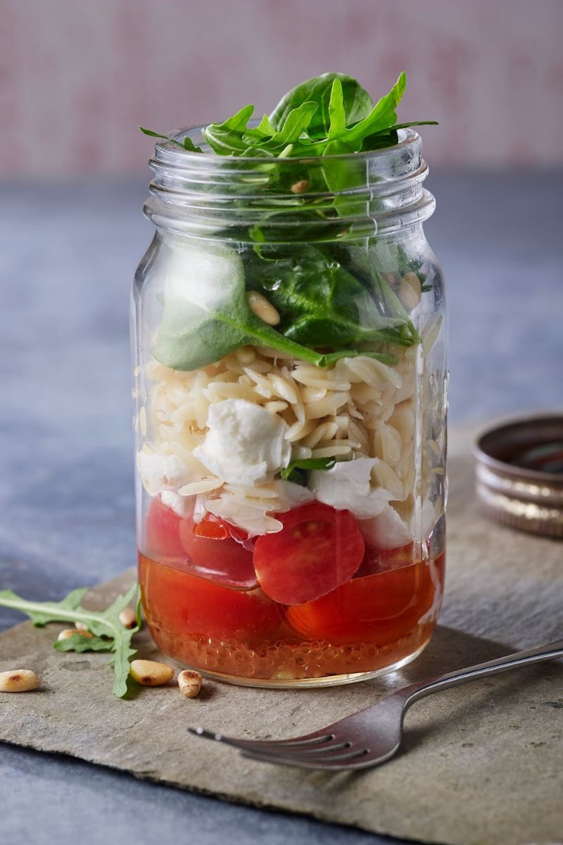 How To Make An Italian Orzo Mason Jar Salad
