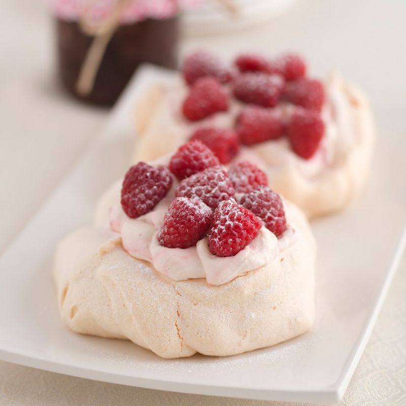 21 Fruit And Cream Meringues Recipes To Try