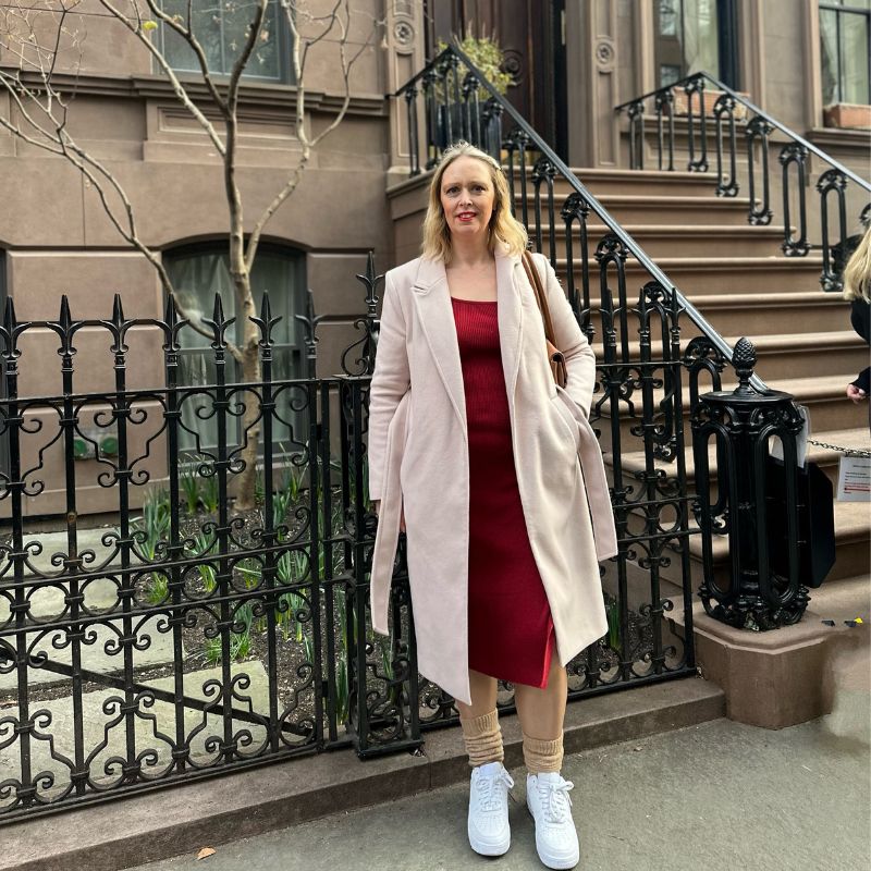 Standing Outside Carrie’s Iconic Apartment!