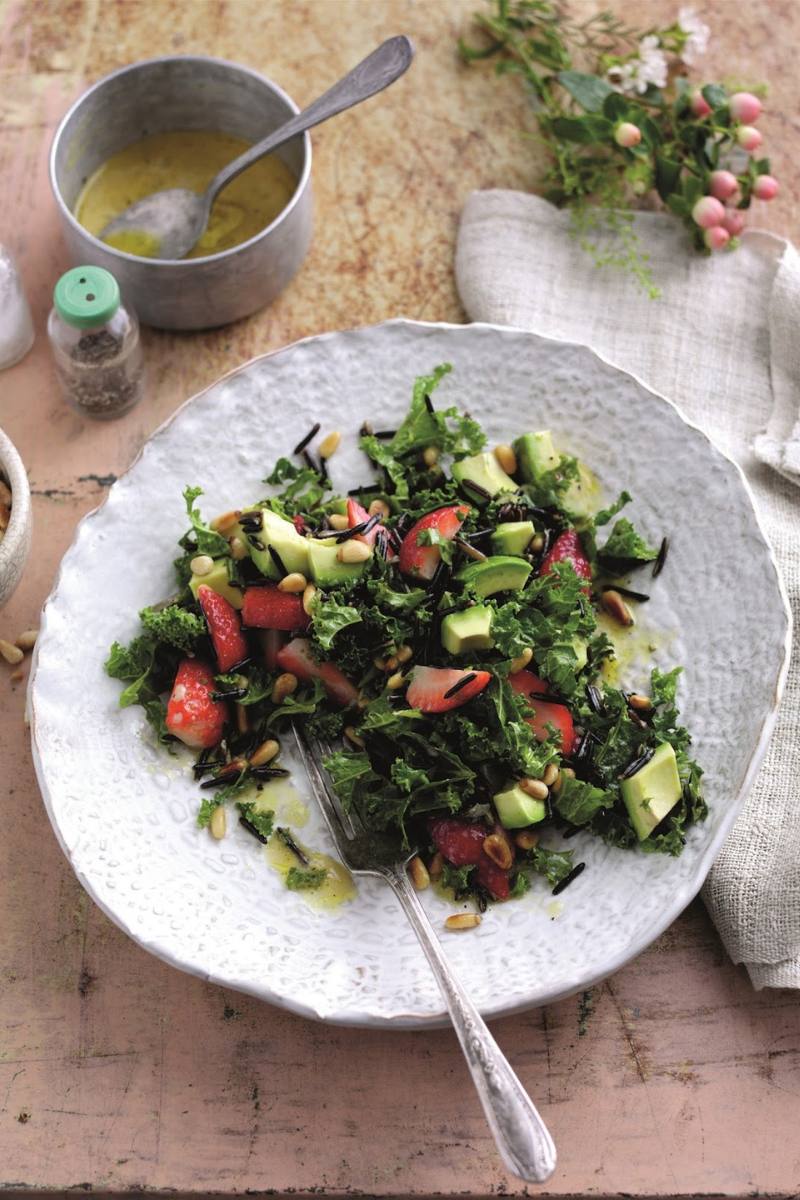 7 Refreshing Berry Salads For Hot Summer Days