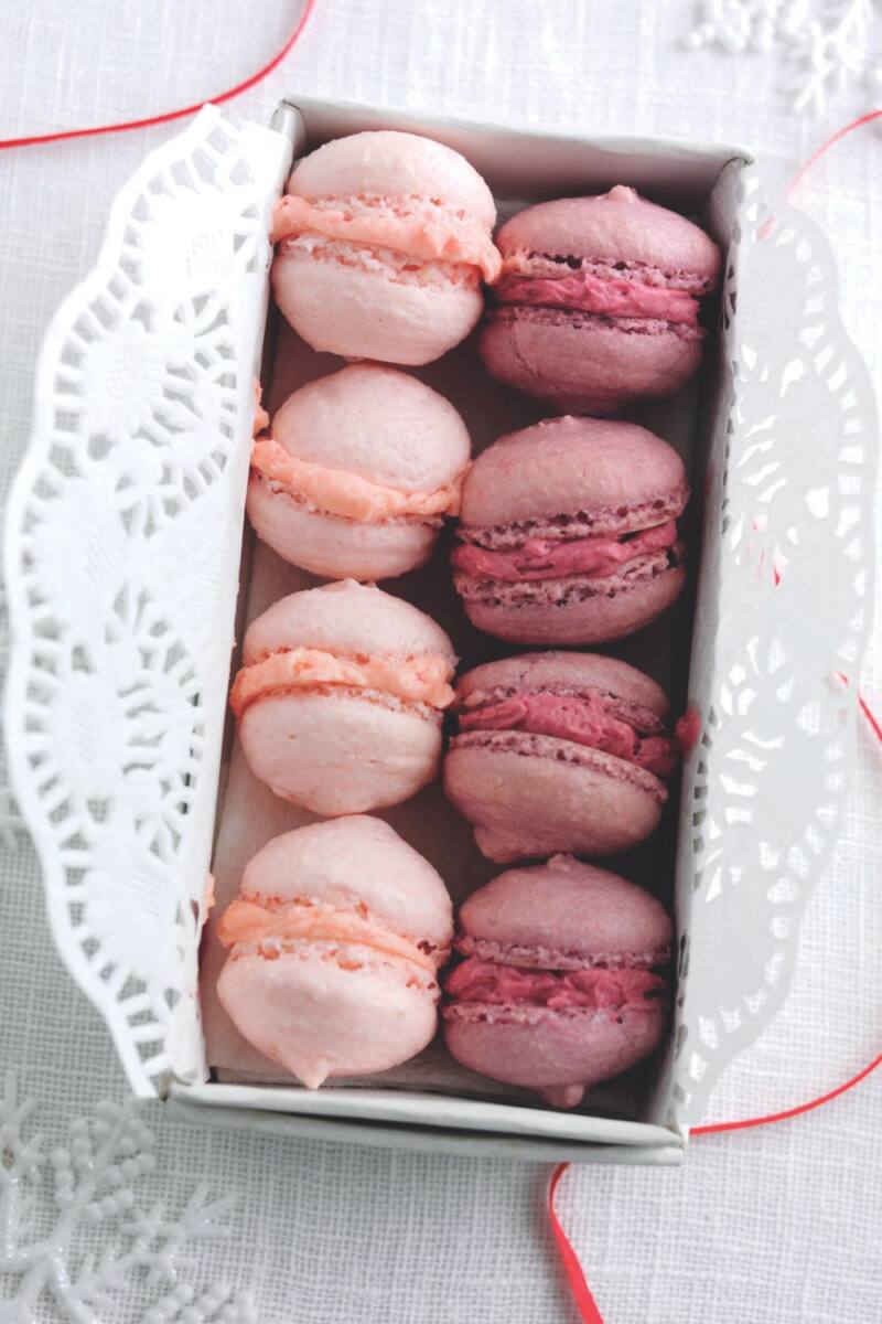 Mastering The Art Of Macarons Blackberry Or Strawberry Macarons