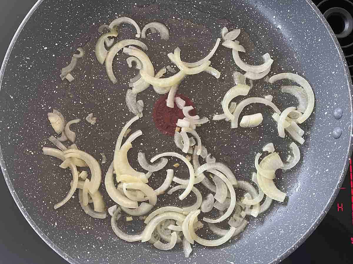 onions cooling in a pan.